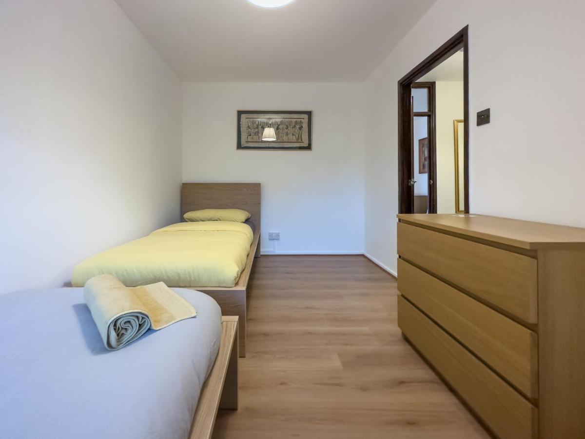 Beautiful 2 Bedroom & Balcony Flat In Central Londres Extérieur photo