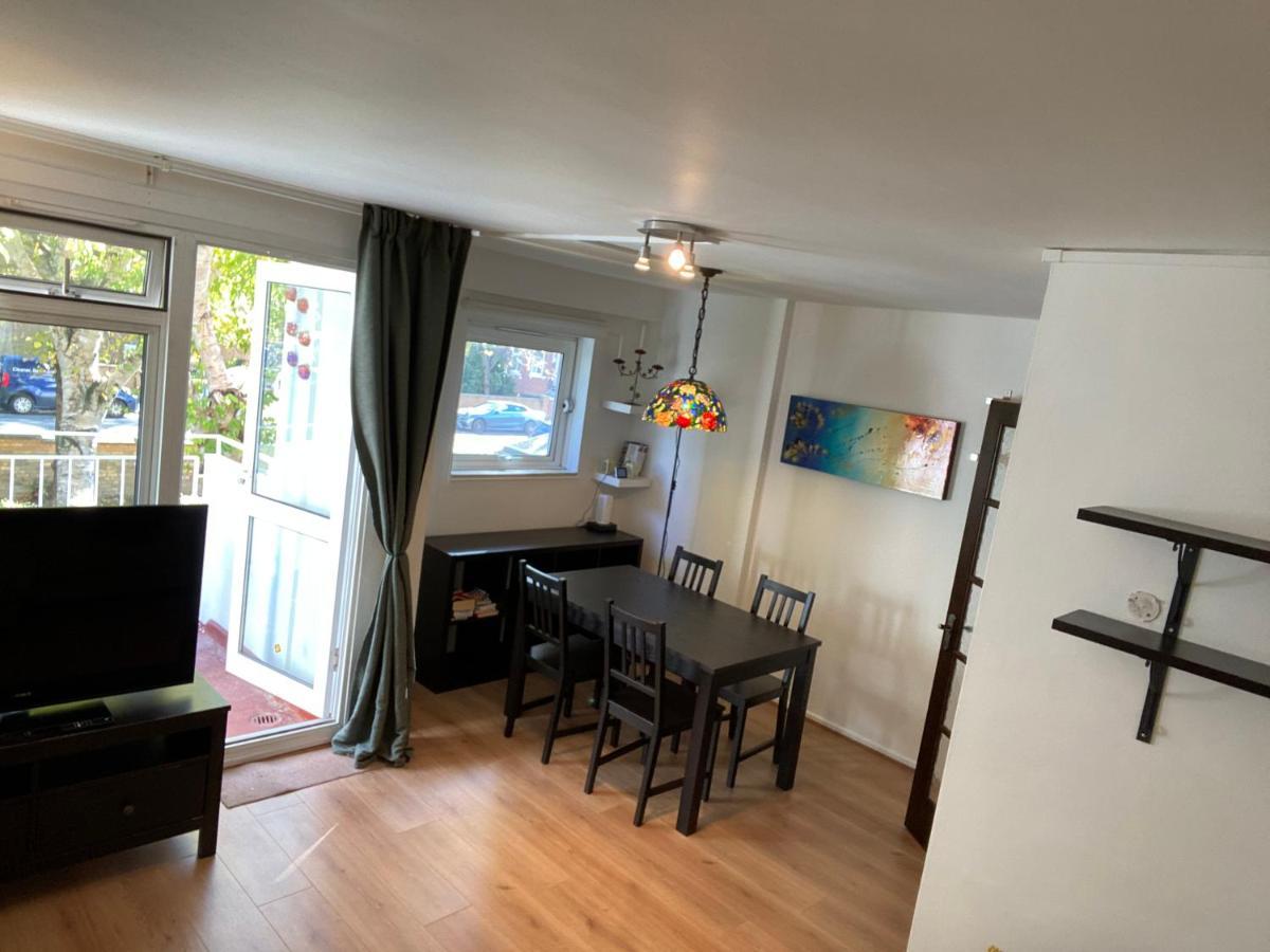 Beautiful 2 Bedroom & Balcony Flat In Central Londres Extérieur photo