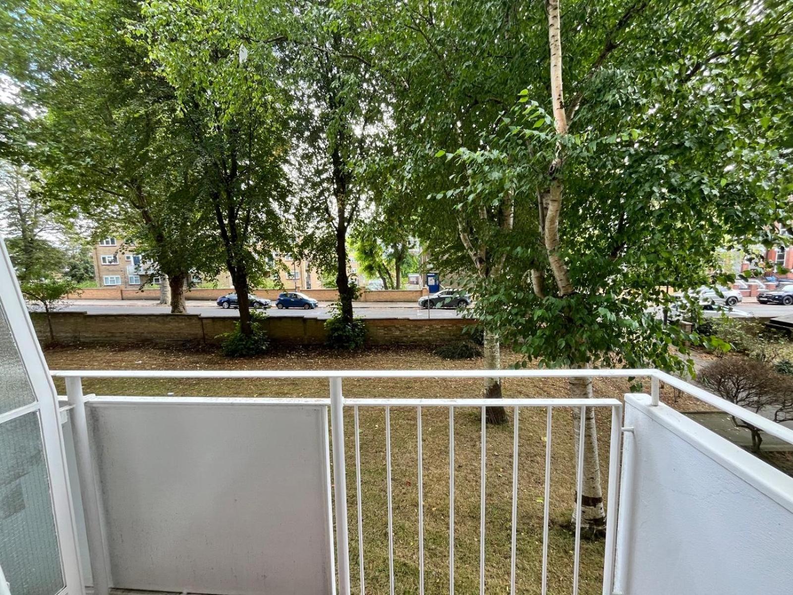 Beautiful 2 Bedroom & Balcony Flat In Central Londres Extérieur photo